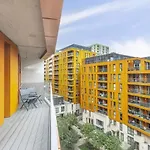 Greenwich Riverside Apartment